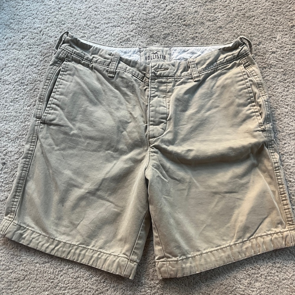 Hollister Men's Khaki Flat Front Shorts